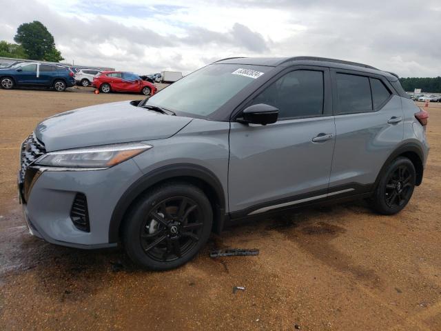  Salvage Nissan Kicks