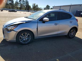  Salvage Toyota Yaris