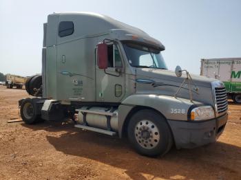  Salvage Freightliner Convention