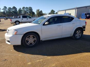  Salvage Dodge Avenger