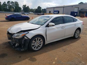  Salvage Toyota Avalon