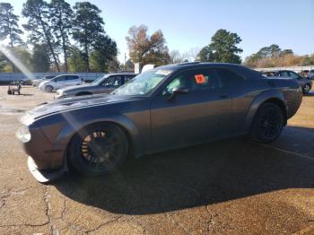  Salvage Dodge Challenger