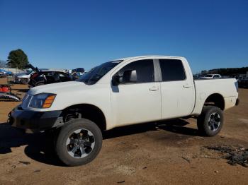  Salvage Nissan Titan