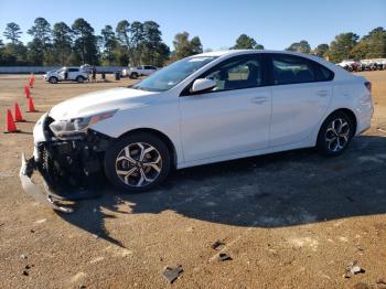  Salvage Kia Forte