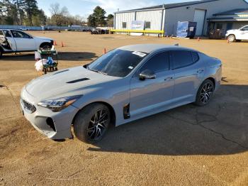  Salvage Kia Stinger