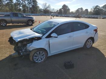  Salvage Hyundai ACCENT