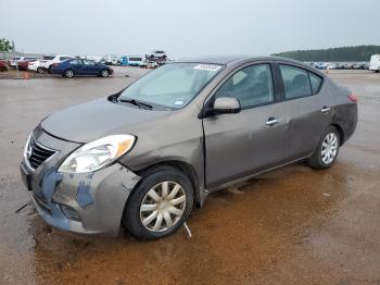  Salvage Nissan Versa