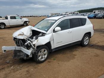  Salvage Jeep Compass