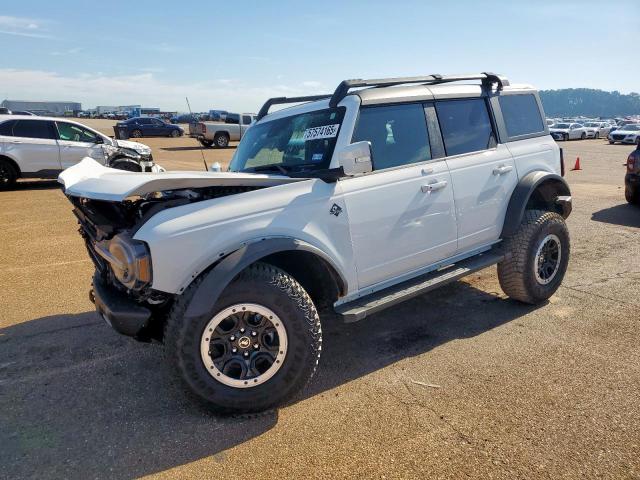  Salvage Ford Bronco