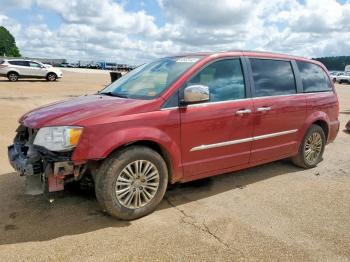  Salvage Chrysler Minivan
