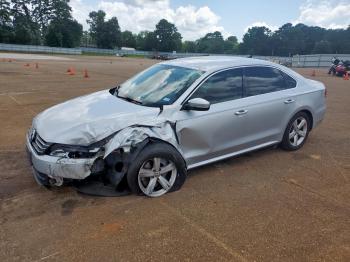  Salvage Volkswagen Passat