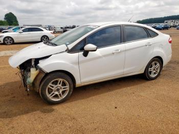  Salvage Ford Fiesta
