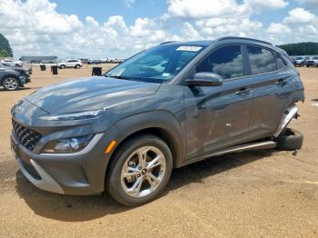  Salvage Hyundai KONA