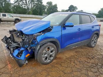  Salvage Kia Seltos