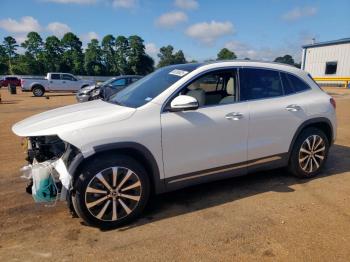  Salvage Mercedes-Benz GLA