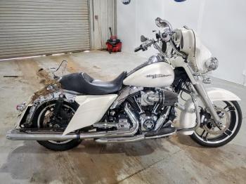  Salvage Harley-Davidson Fl