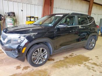  Salvage Kia Seltos