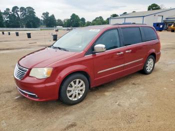  Salvage Chrysler Minivan