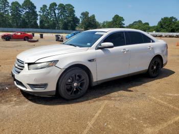  Salvage Ford Taurus