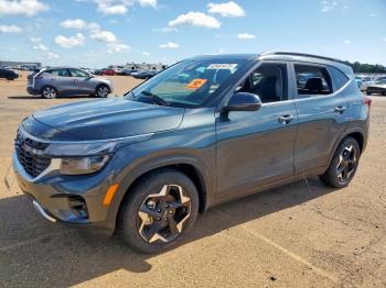  Salvage Kia Seltos