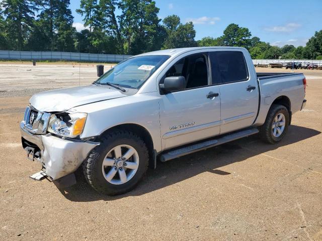  Salvage Nissan Titan