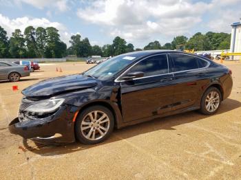  Salvage Chrysler 200