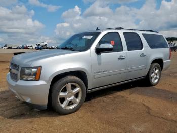  Salvage Chevrolet Suburban