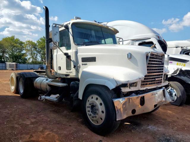  Salvage Mack Truck