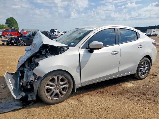  Salvage Toyota Yaris