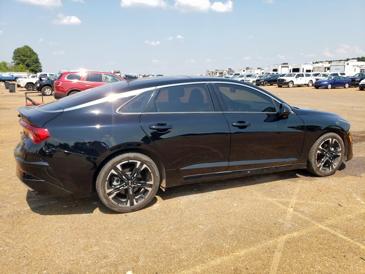 Kia K5 Gt Line Image 3