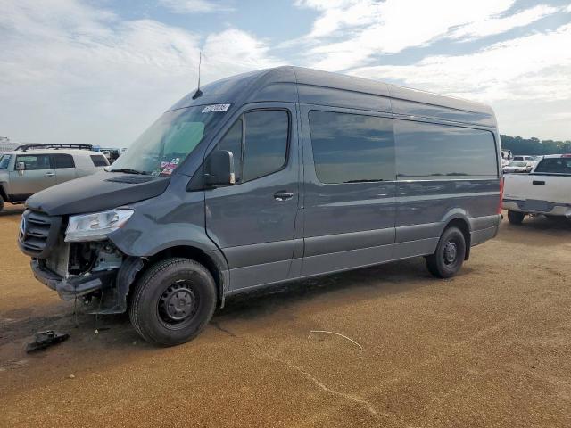  Salvage Mercedes-Benz Sprinter