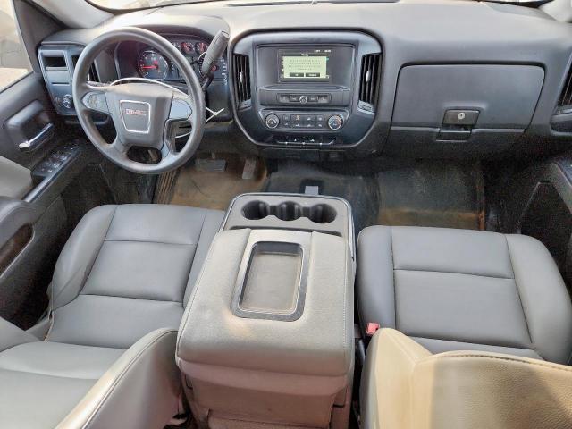 GMC Sierra C1500 Image 2