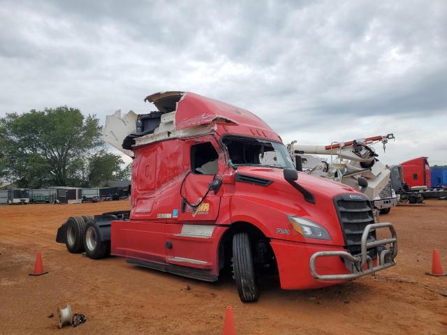  Salvage Freightliner Cascadia 1