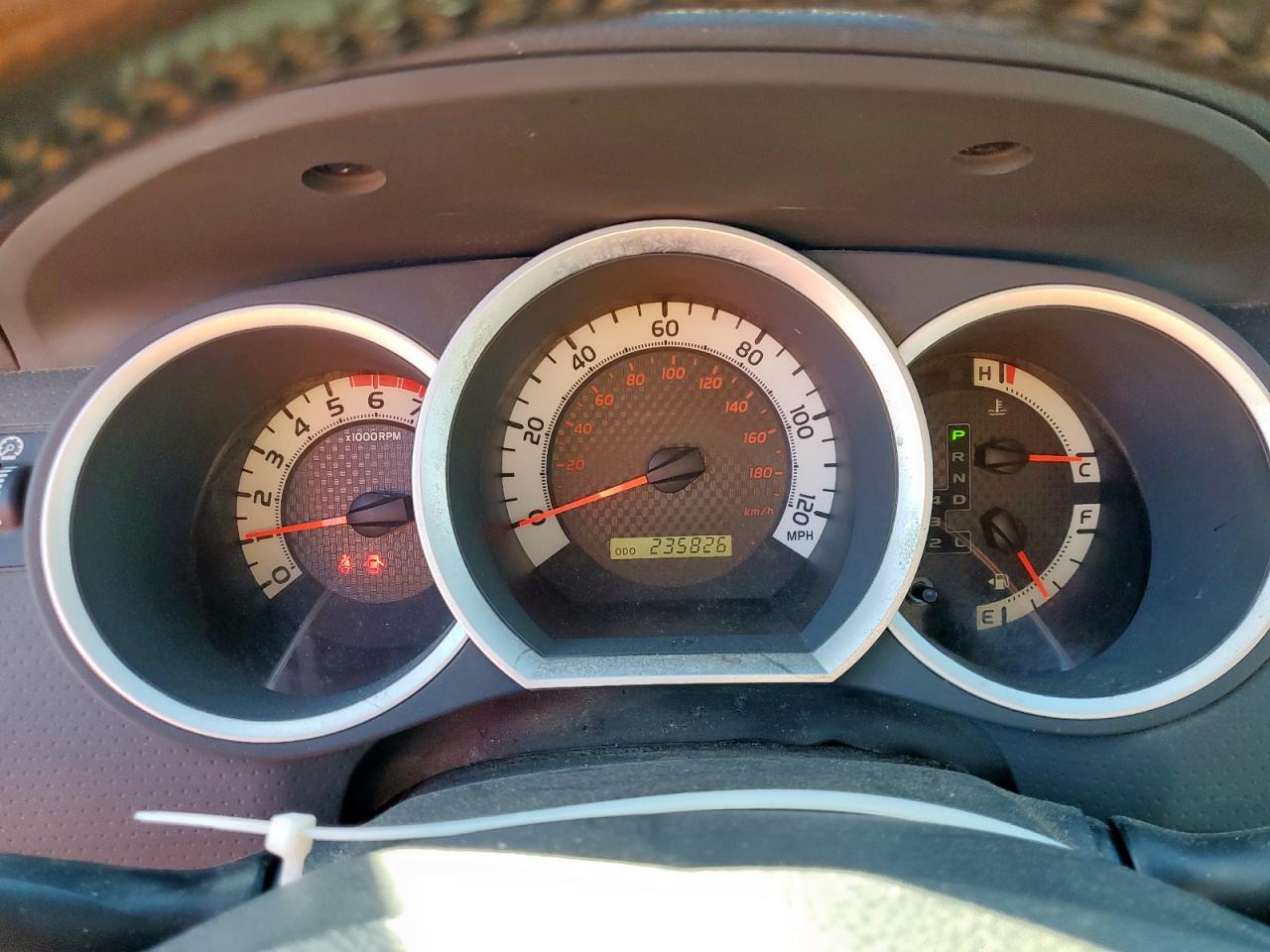 Toyota Tacoma Double Cab Prerunner Image 9