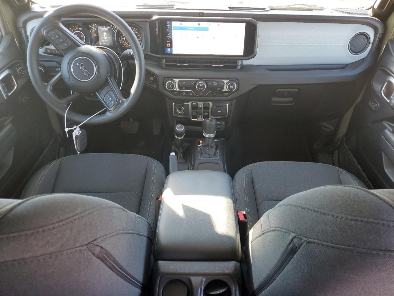 Jeep Gladiator Sport Image 5