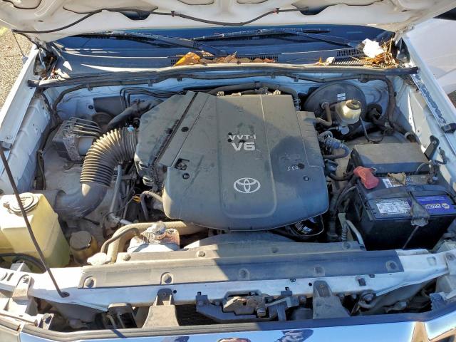 Toyota Tacoma Double Cab Prerunner Image 10