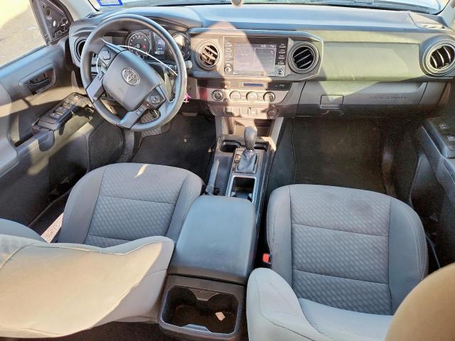 Toyota Tacoma Double Cab Image 4