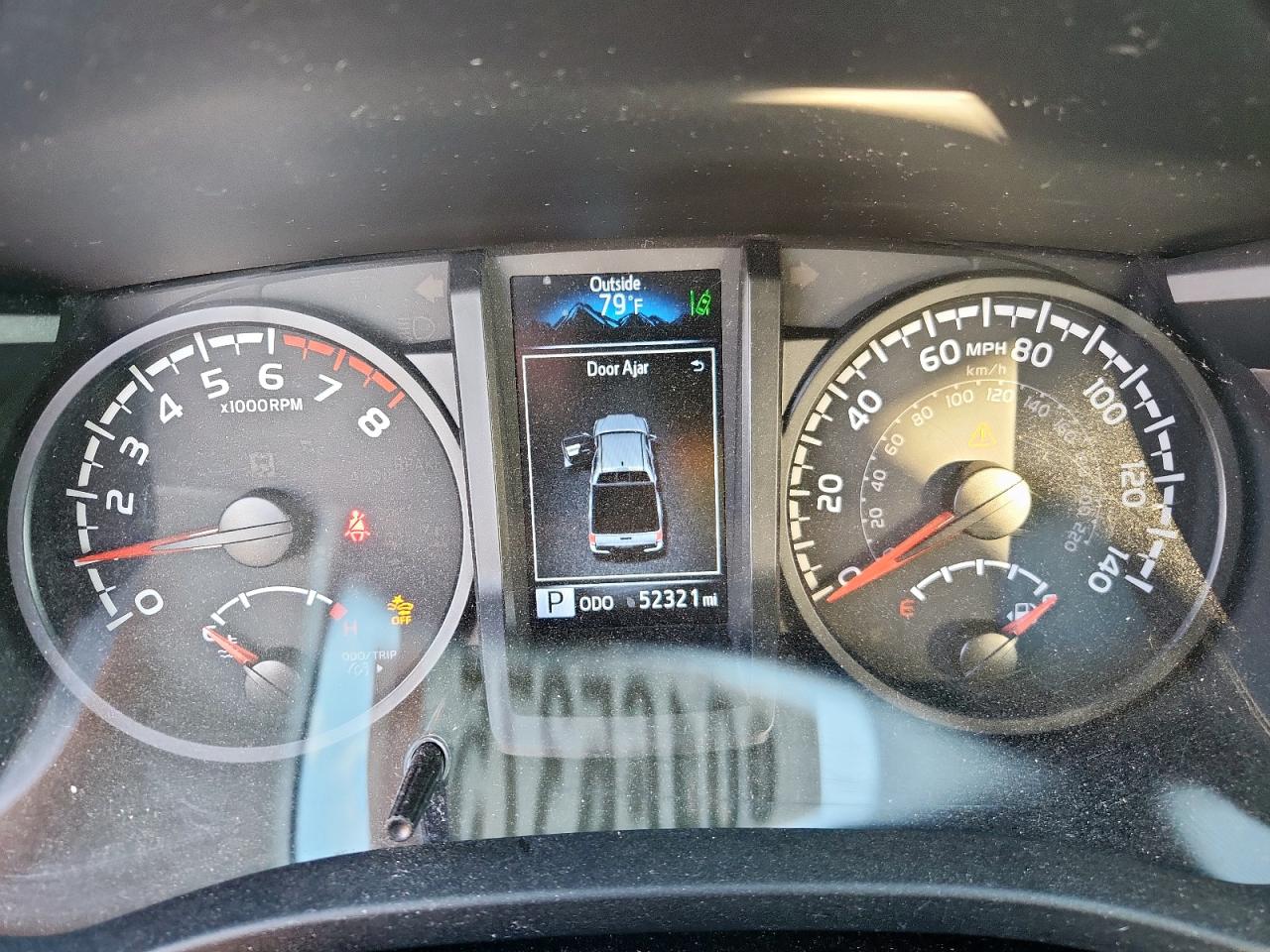 Toyota Tacoma Double Cab Image 7