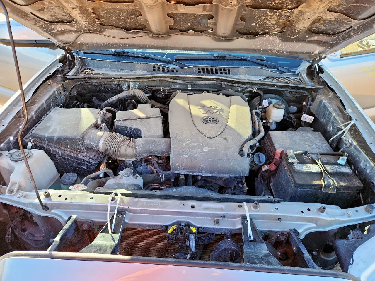 Toyota Tacoma Double Cab Image 9