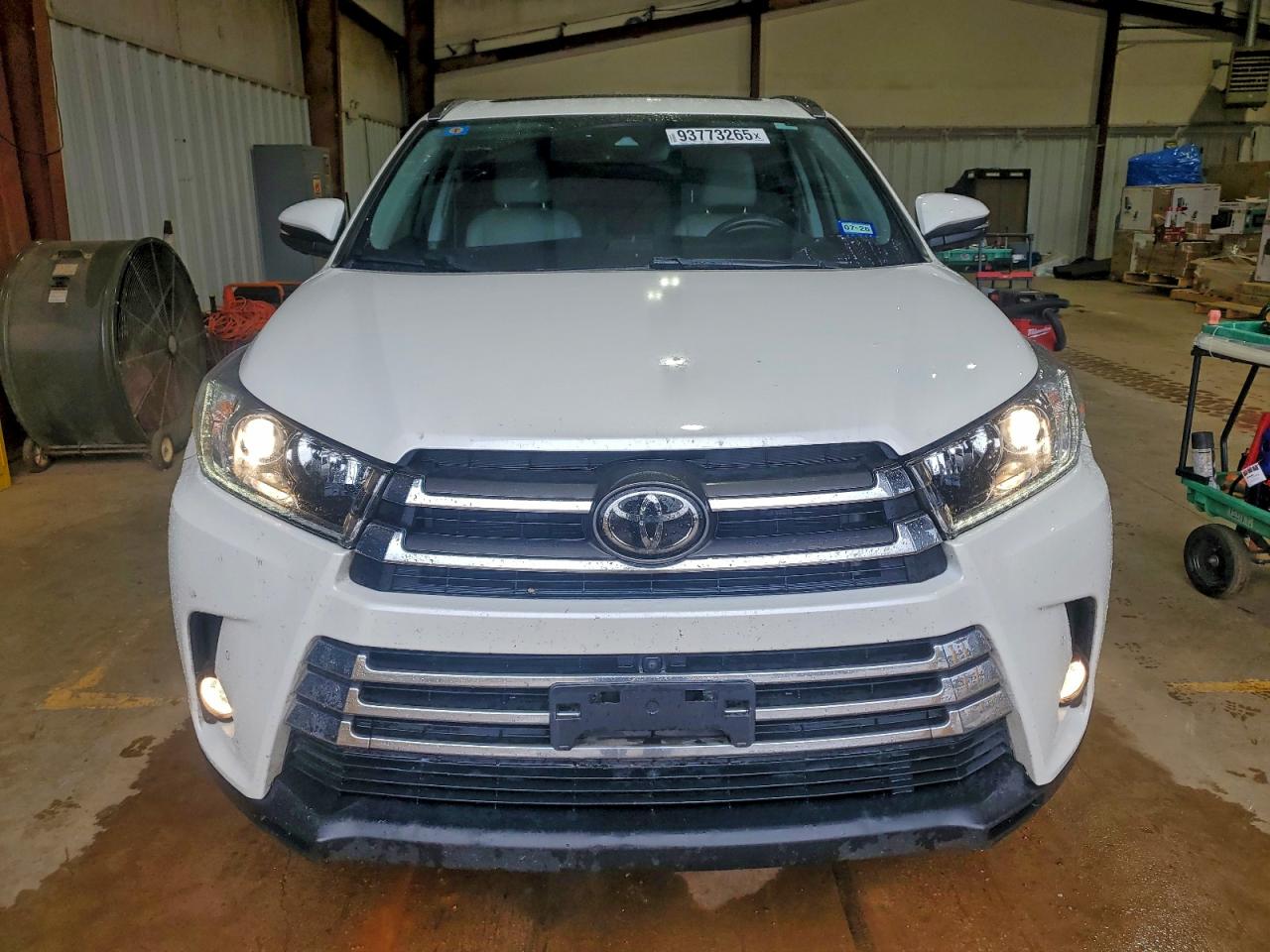 Toyota Highlander Limited Image 5