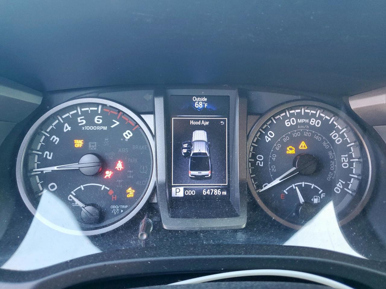 Toyota Tacoma Double Cab Image 7