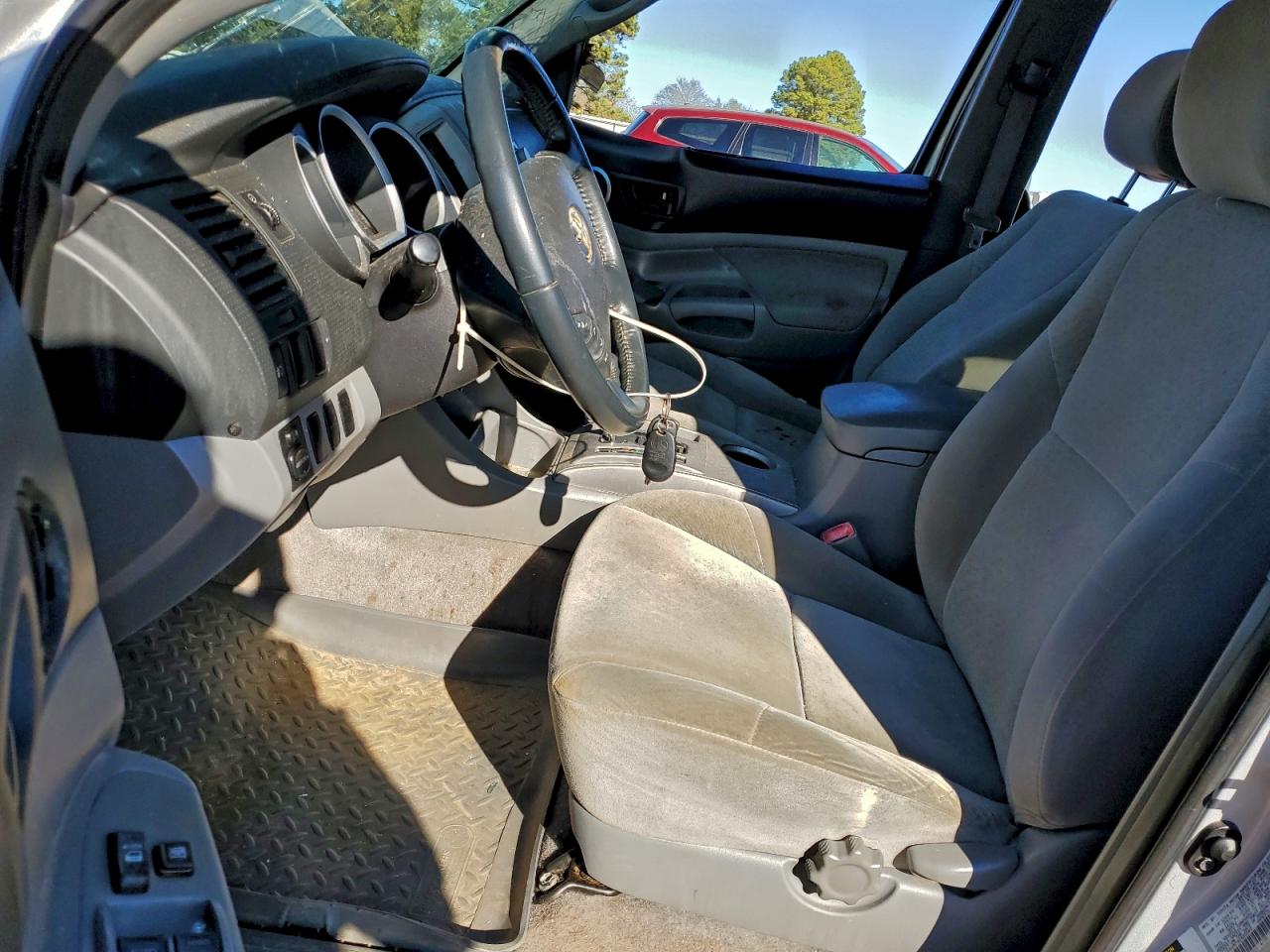 Toyota Tacoma Double Cab Prerunner Image 8