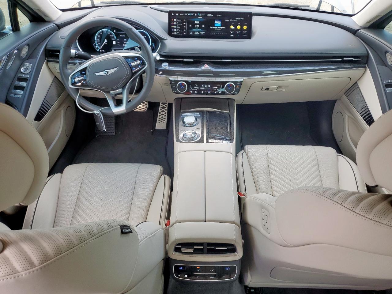 Genesis G80 Base Image 12