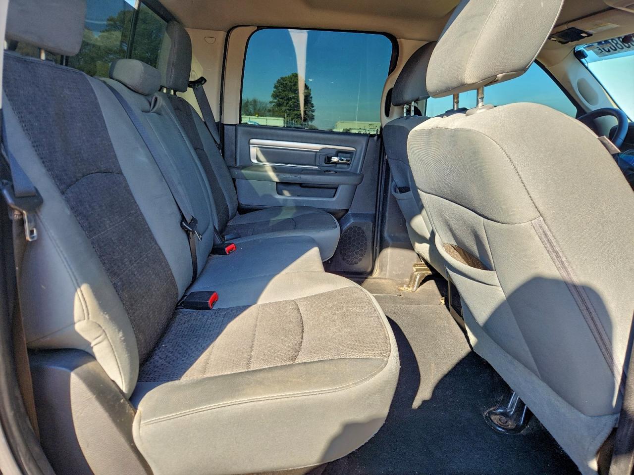 Ram 1500 Slt Image 7