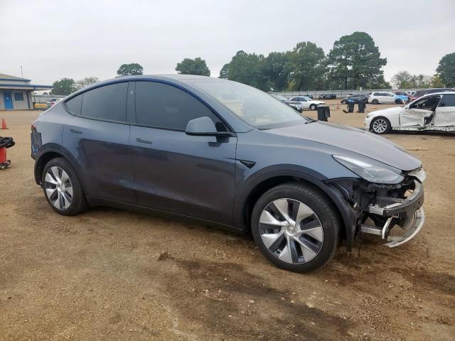 Tesla Model Y Image 3