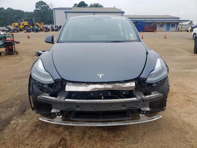 Tesla Model Y Image 11
