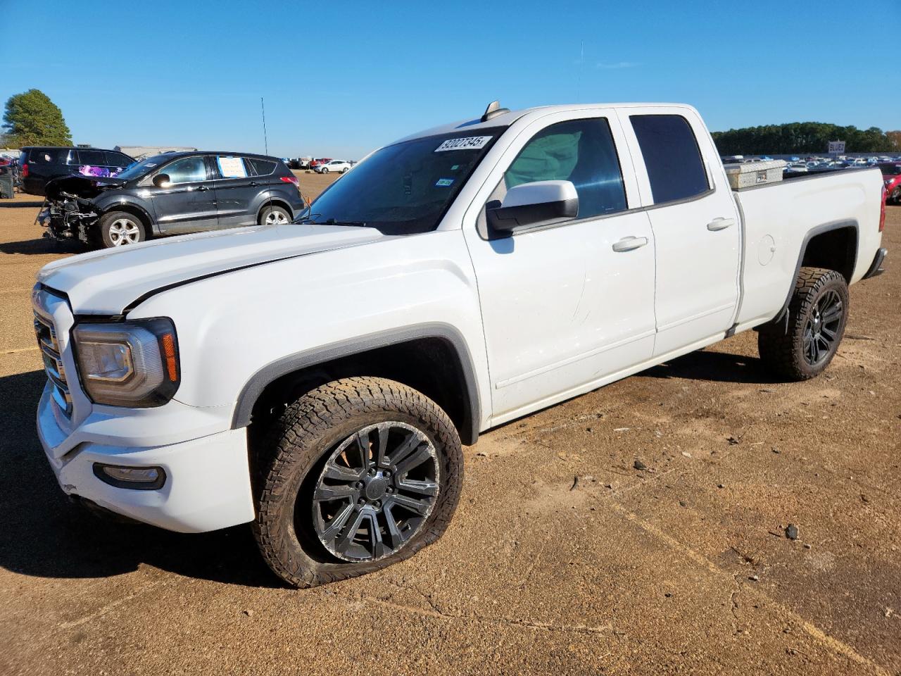 GMC Sierra K1500 Image 1