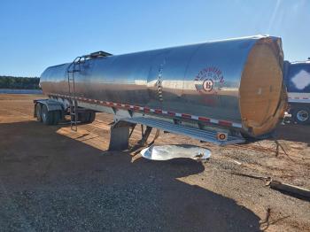  Salvage Walker Tanker