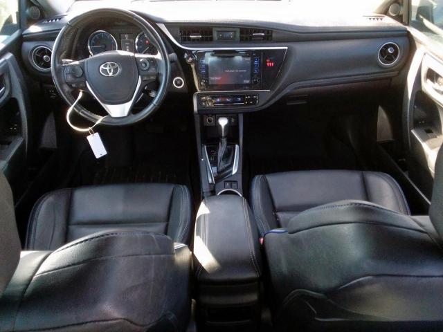 Toyota Corolla L Image 8