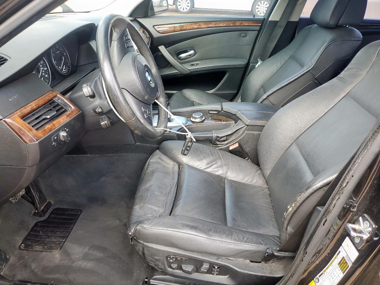 BMW 5 Series I Image 11